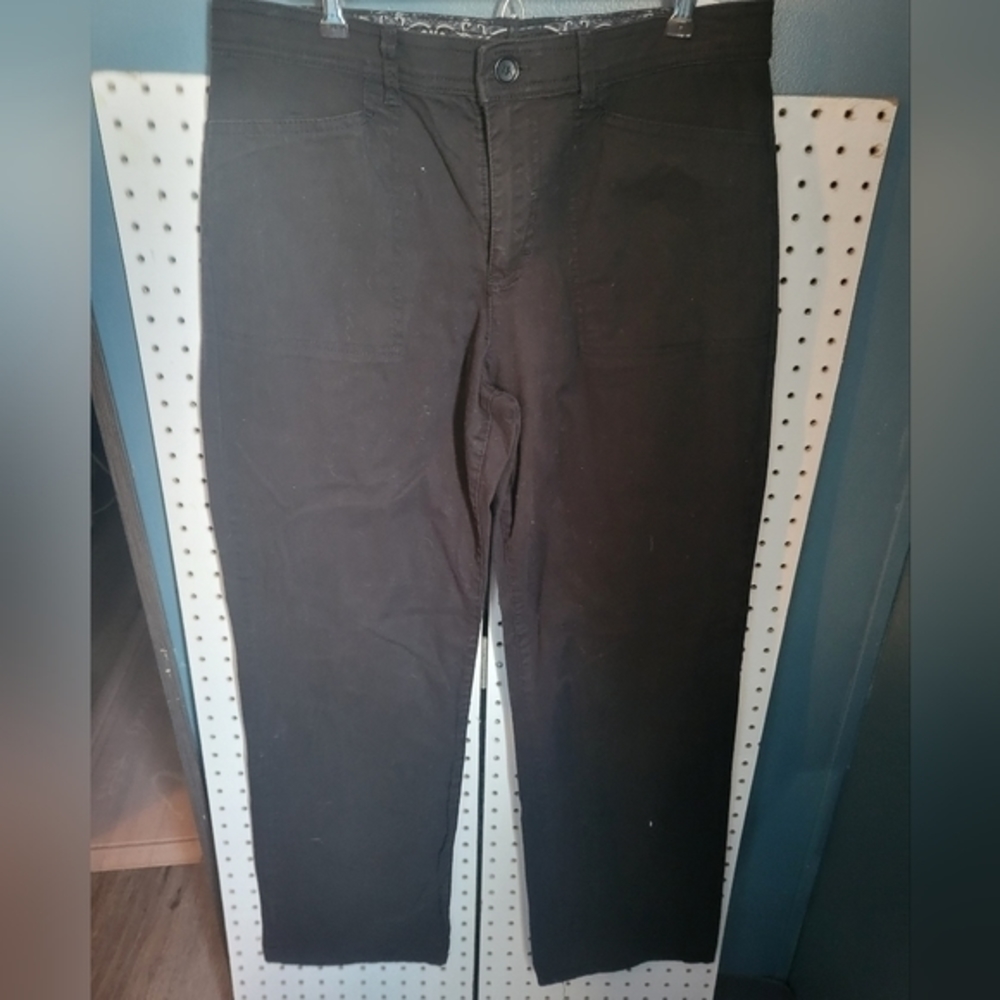 Gloria Vanderbilt‎ black jeans size 10